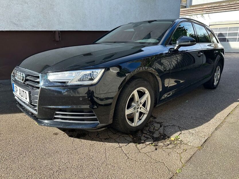 Audi A4 143.000 km 16.990 € Neu-Ulm (Pfuhl) 89233