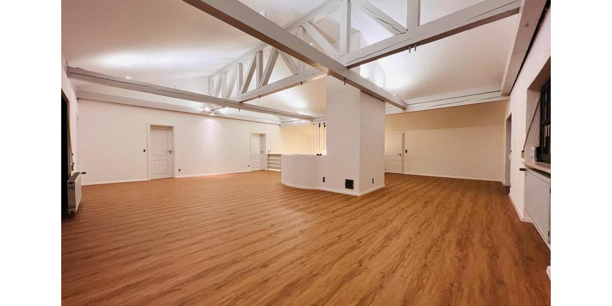 Einfamilienhaus Spiegelau - 10 Zimmer, 280 m&sup2;, 499.000&euro; | Angebot:26409971