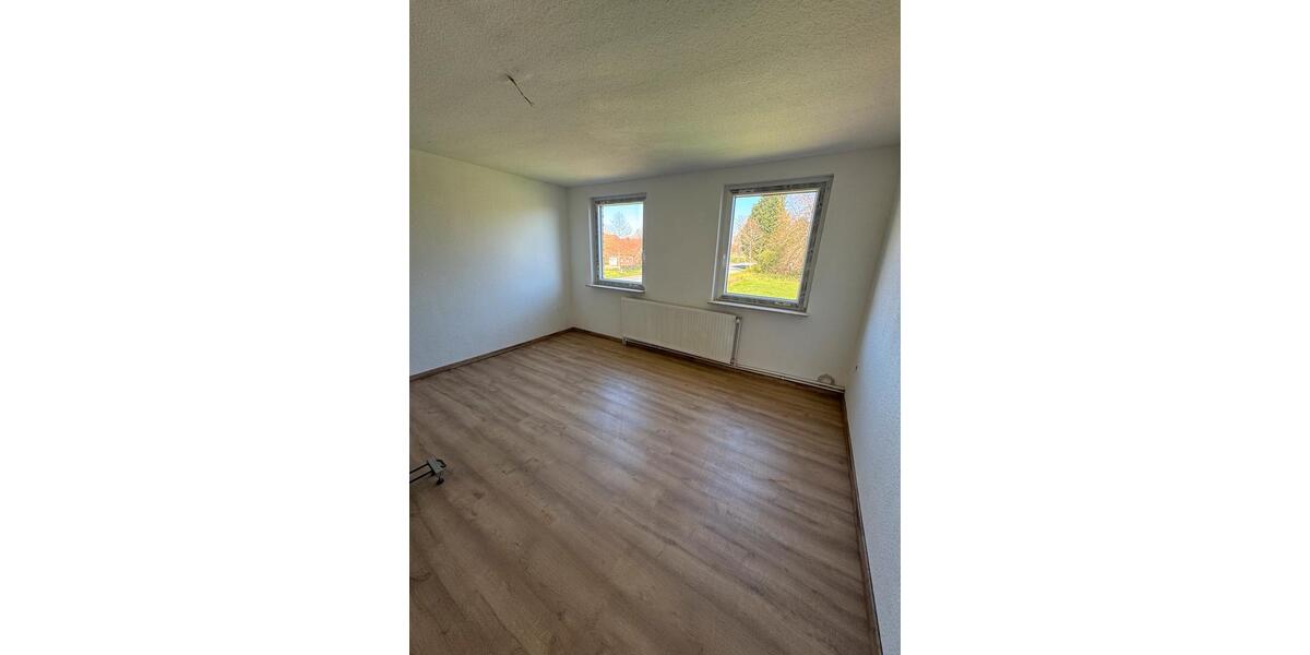 Mehrfamilienhaus, Wohnhaus Großefehn - 6 Zimmer, 150 m&sup2;, 950&euro; | Angebot:26269258