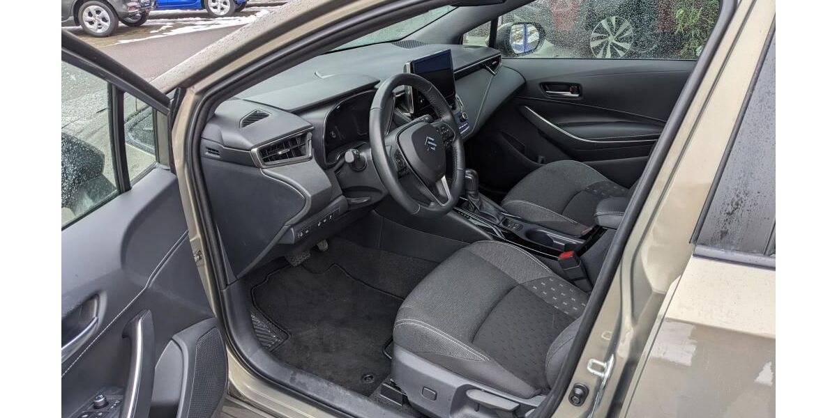 Suzuki Swace 19.921 km 24.900 &euro; Schneeberg 08289