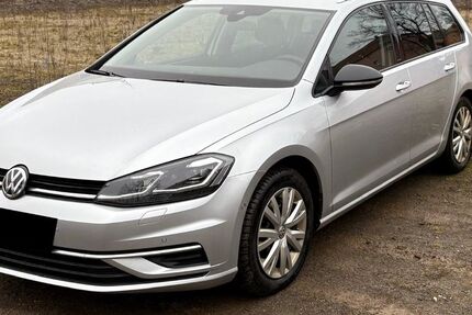 VW Golf 222.000 km 8.200 &euro; Eckental 90542