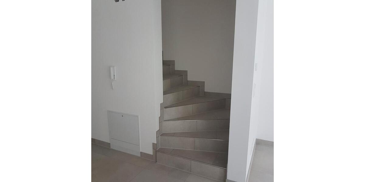 Reihenhaus Augsburg Haunstetten-Siebenbrunn - 5 Zimmer, 138 m&sup2;, 2.270&euro; | Angebot:26539126