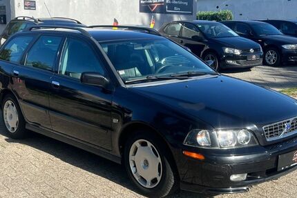 Volvo V40 216.200 km 990 &euro; Stade 21682