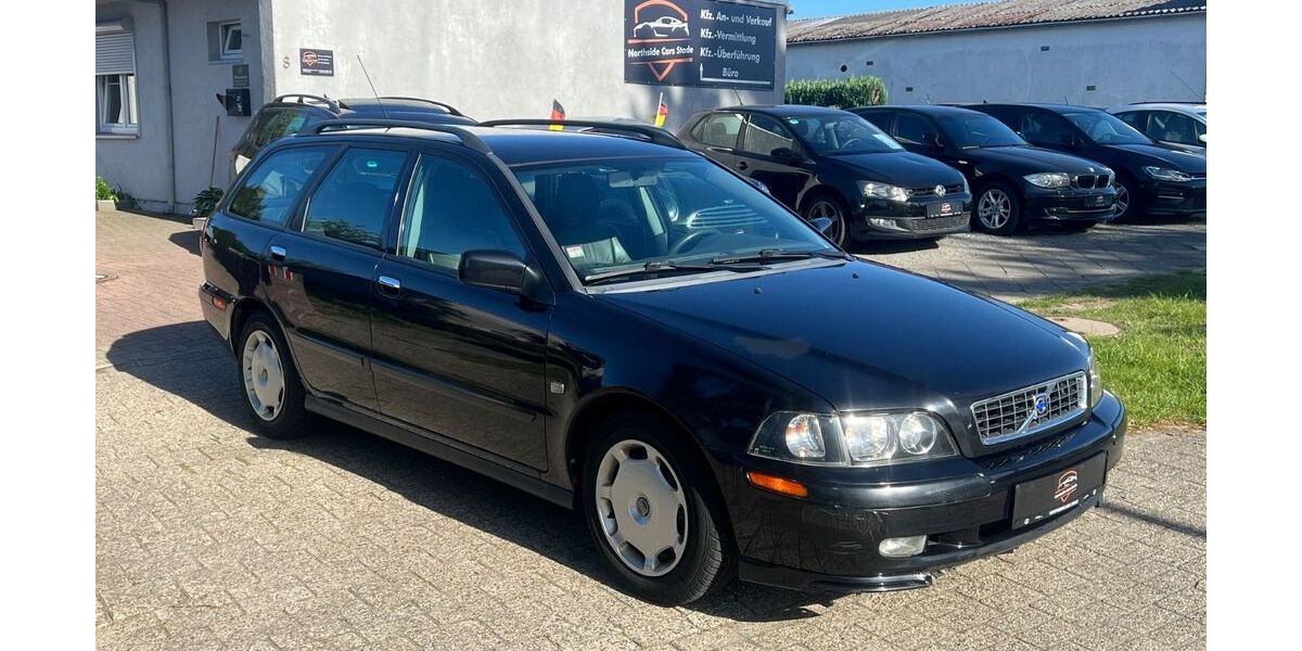Volvo V40 216.200 km 990 &euro; Stade 21682