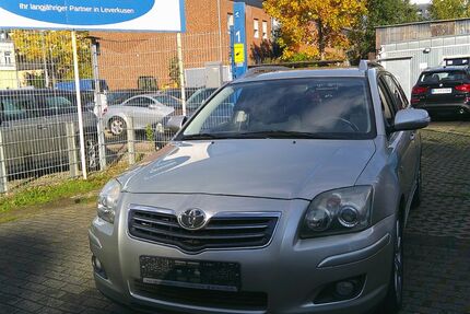 Toyota Avensis 270.652 km 3.950 € Leverkusen 51377