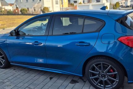 Ford Focus 79.500 km 18.250 &euro; Langenzenn 90579