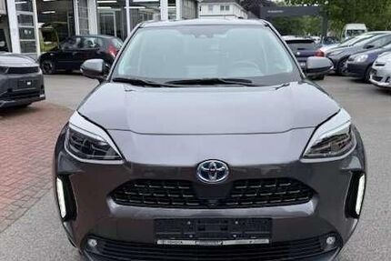 Toyota Yaris Cross 32.964 km 22.900 &euro; Datteln 45711