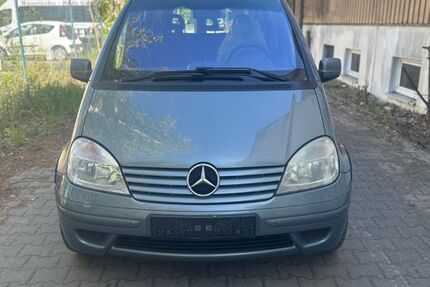 Mercedes-Benz Vaneo 174.187 km 3.999 &euro; Berlin 12349