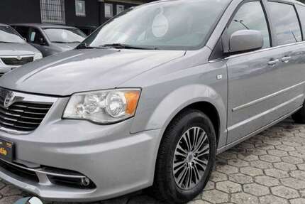 Lancia Voyager 138.335 km 16.500 € Stelle 21435