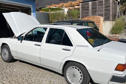 Mercedes-Benz 190 160.000 km 6.750 € Simmelsdorf 91245
