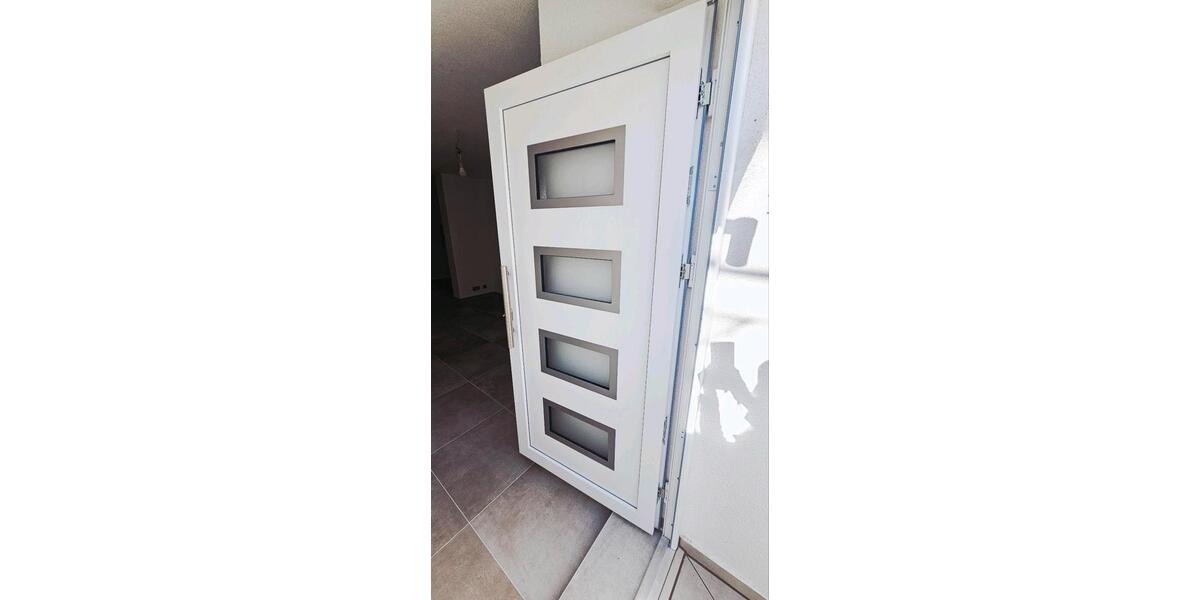 Schöne 2 Zimmer keller Wohnung zu vermieten 2 zimmer