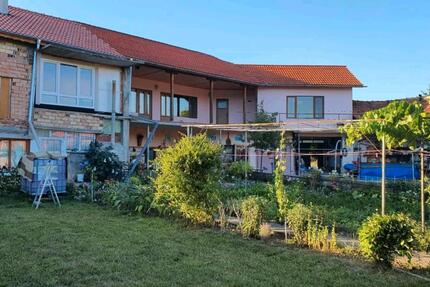 Haus Volkmarsen - 6 Zimmer, 120 m&sup2;, 90.000&euro; | Angebot:26163720