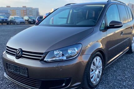 VW Touran 242.196 km 4.350 &euro; Rostock 18107