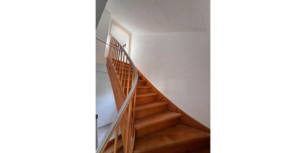 Einfamilienhaus Mutlangen - 8 Zimmer, 200 m&sup2;, 1.950&euro; | Angebot:24774383