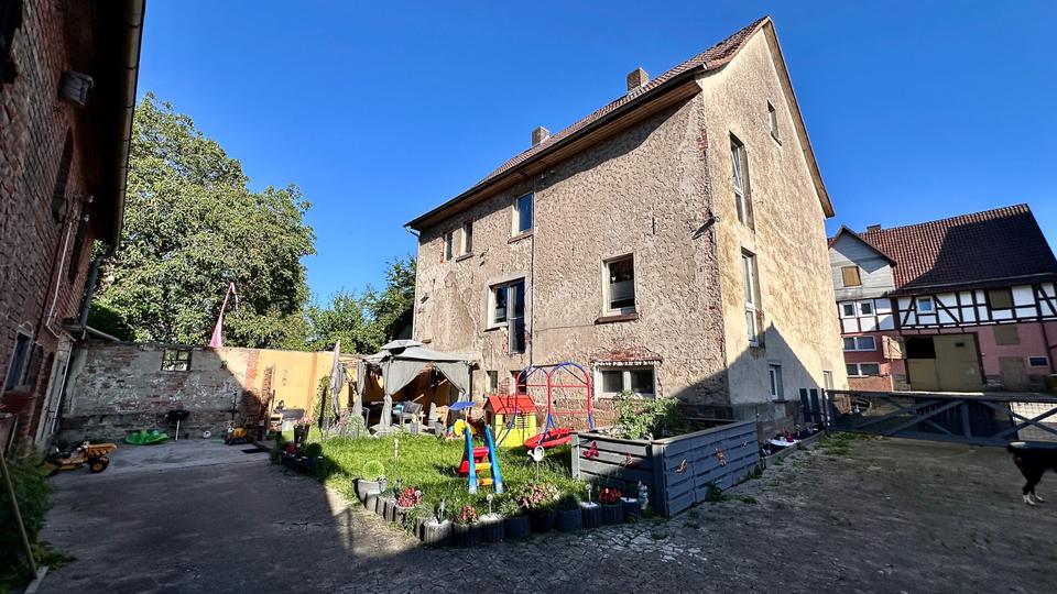 Bauernhaus, Landhaus Wolfhagen - 6.5 Zimmer, 200 m&sup2;, 229.000&euro; | Angebot:26379919