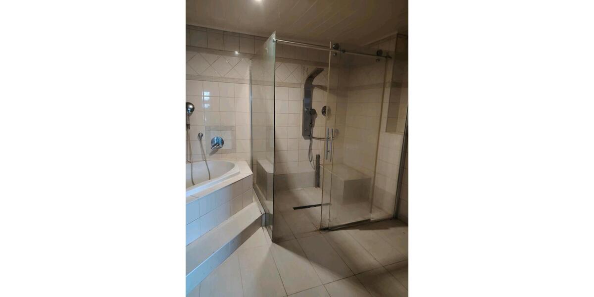 Erdgeschoßwohnung Elsdorf - 4 Zimmer, 135 m&sup2;, 1.420&euro; | Angebot:26656978