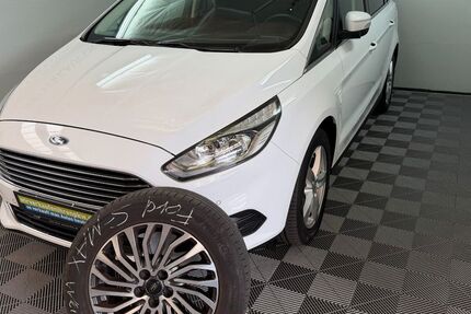 Ford S-Max 162.557 km 13.999 &euro; Fulda 36043