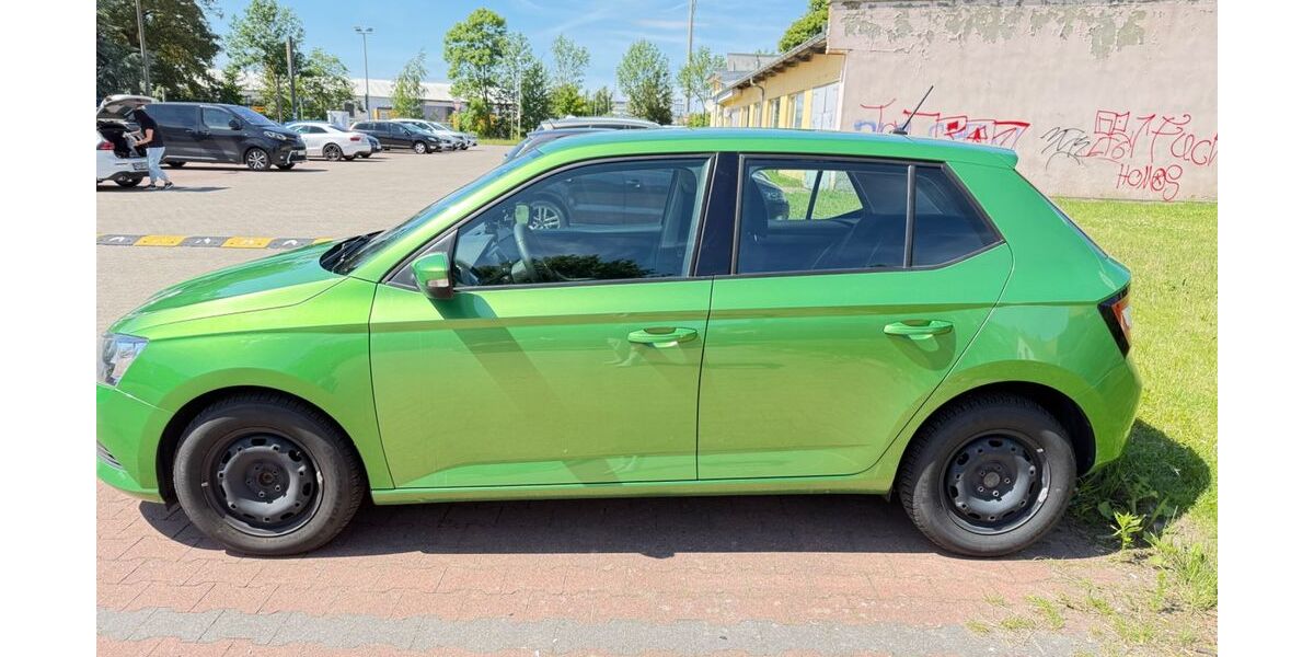 Skoda Fabia 120.077 km 8.500 &euro; Stralsund 18437