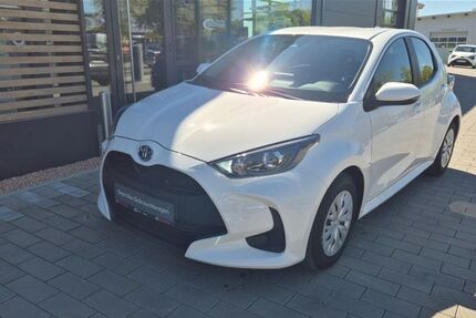 Toyota Yaris 13.980 km 17.890 &euro; Schwäbisch Hall 74523