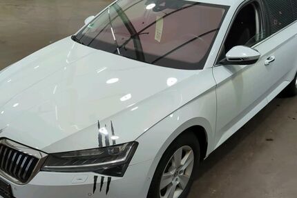 Skoda Superb 237.000 km 11.990 &euro; Peine 31226