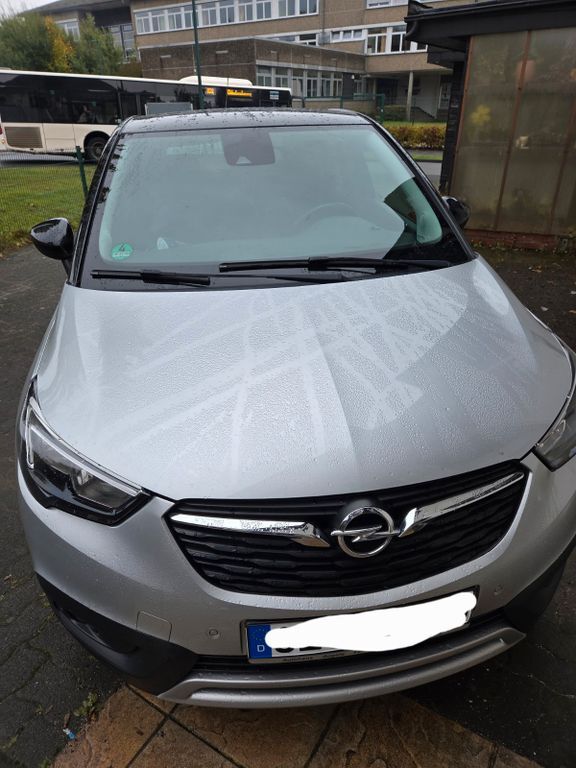 Opel Crossland (X) 107.000 km 9.700 € Olpe 57462