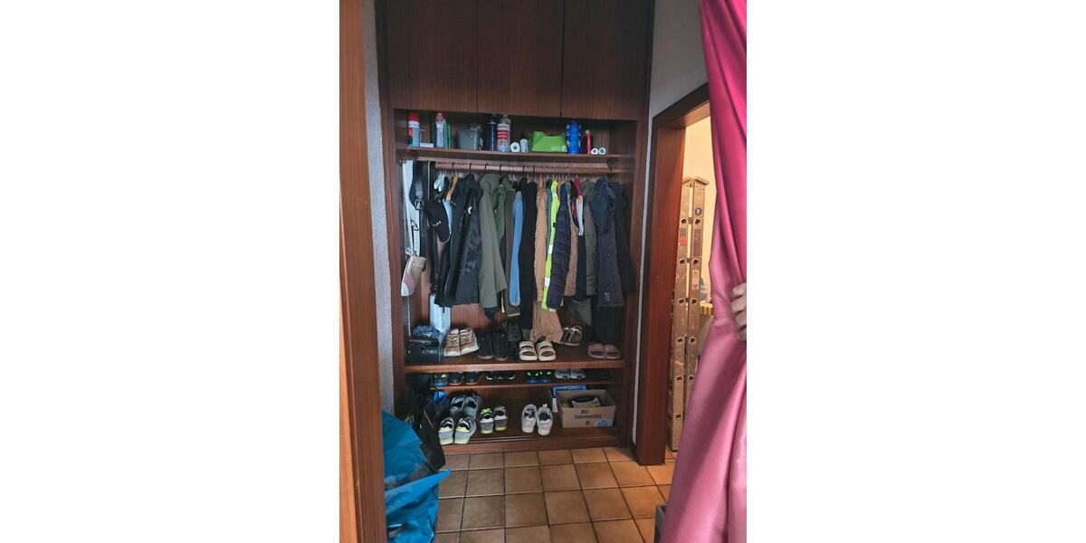 Etagenwohnung Vlotho - 5 Zimmer, 143 m&sup2;, 990&euro; | Angebot:25424815