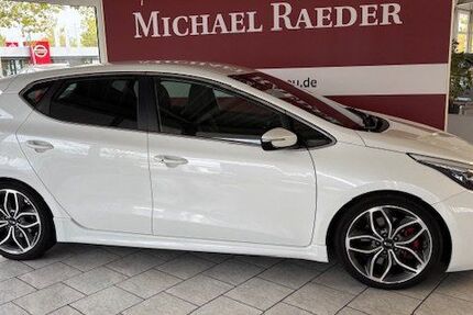 Kia ceed / Ceed 121.350 km 14.850 € Dessau-Rosslau 06847