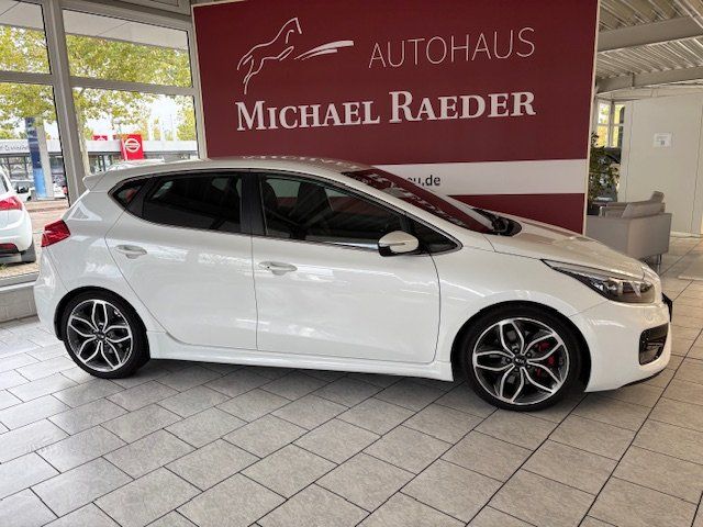 Kia ceed / Ceed 121.350 km 14.850 € Dessau-Rosslau 06847