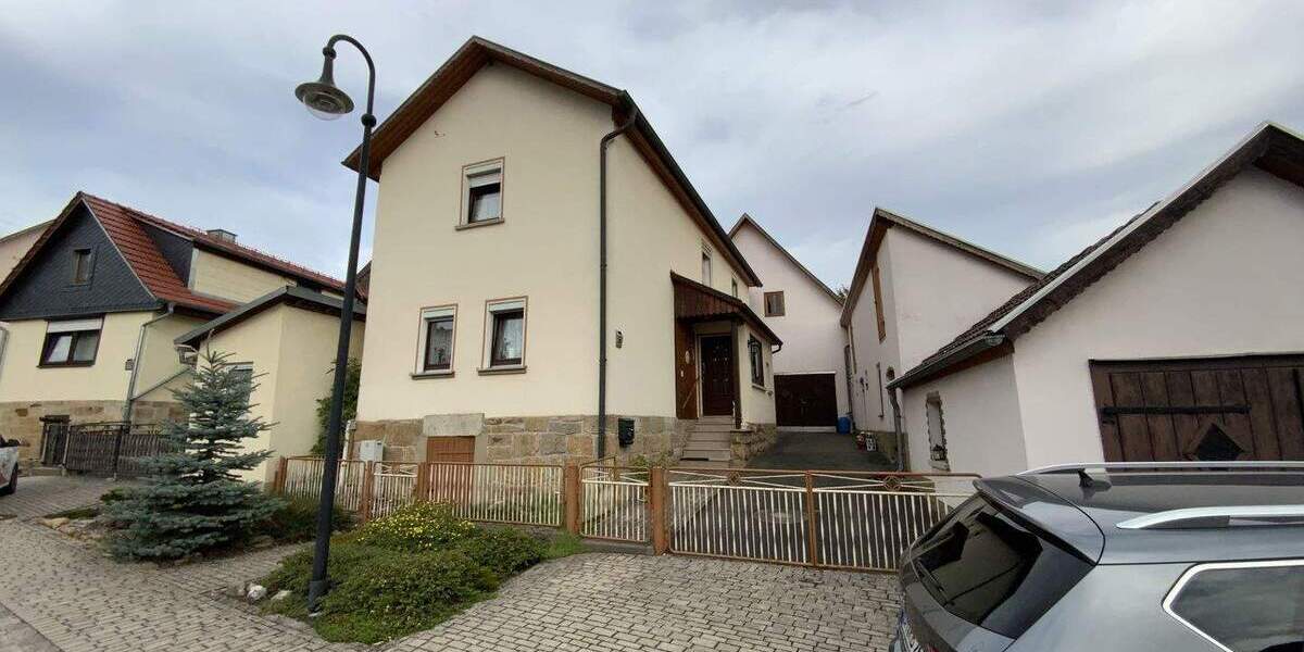 Einfamilienhaus Grabfeld Nordheim - 5 Zimmer, 100 m&sup2;, 85.000&euro; | Angebot:25730490