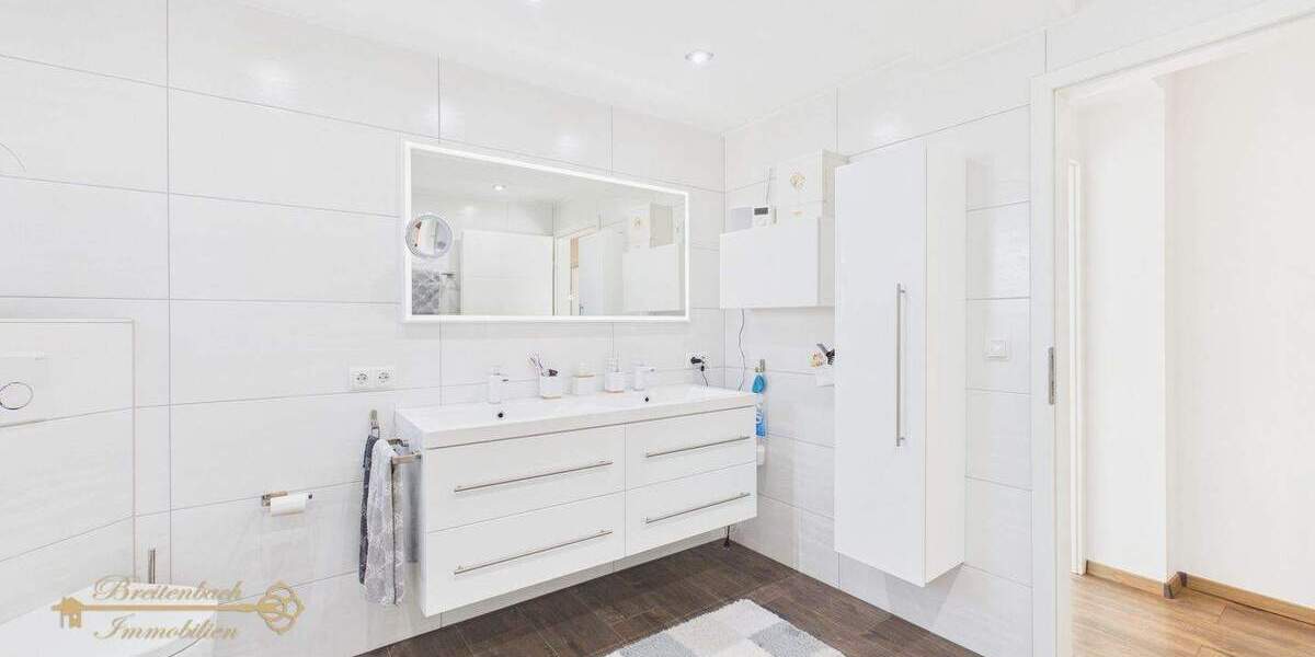 Reihenmittelhaus Bremen Neue Vahr Nord - 4 Zimmer, 150 m&sup2;, 599.000&euro; | Angebot:25601927