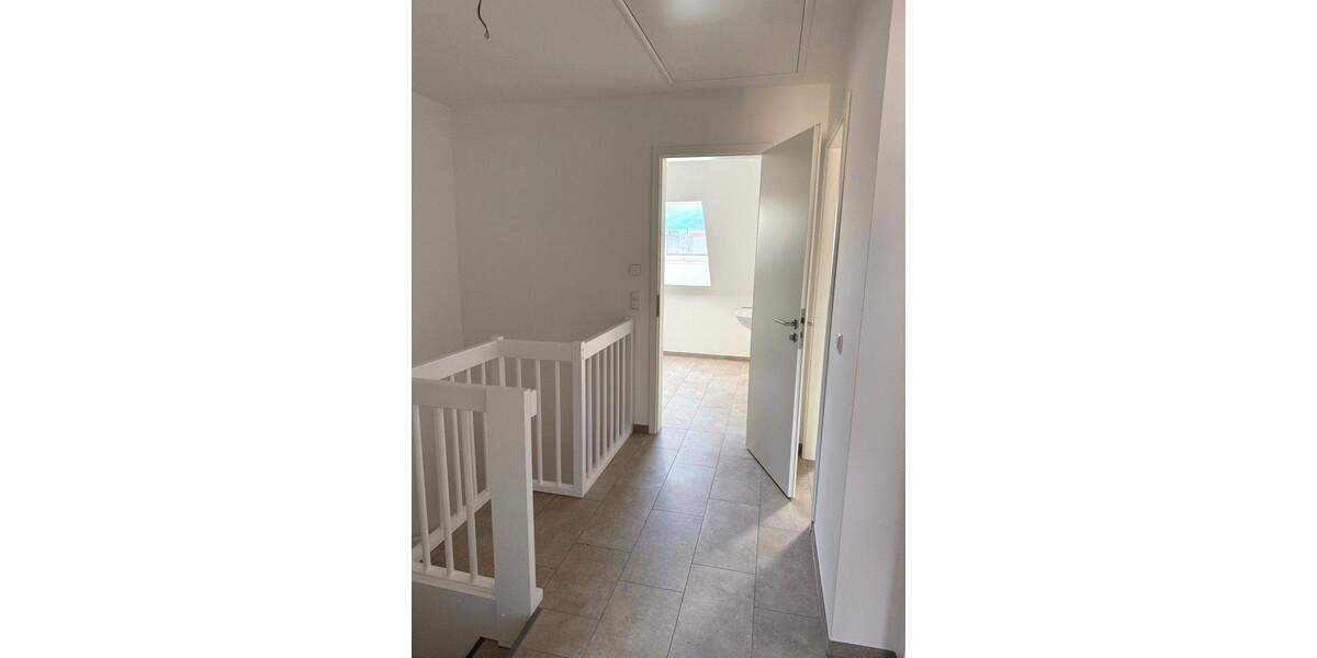 Etagenwohnung Schwarzenbek Bölkau - 4 Zimmer, 107 m&sup2;, 1.400&euro; | Angebot:25069401