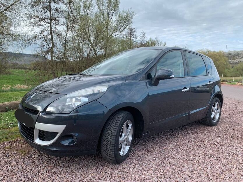 Renault Scenic 195.000 km 4.200 € Saarburg 54439