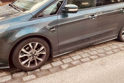 Ford S-Max 145.000 km 11.300 &euro; Hilden 40724