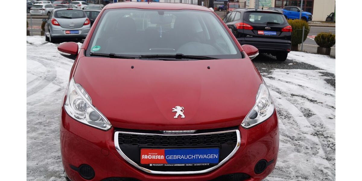 Peugeot 208 82.400 km 5.690 &euro; Chemnitz 09116