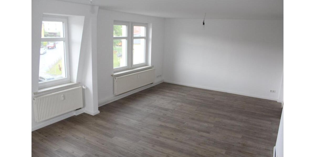Etagenwohnung Großröhrsdorf - 2 Zimmer, 74 m&sup2;, 815&euro; | Angebot:25293005