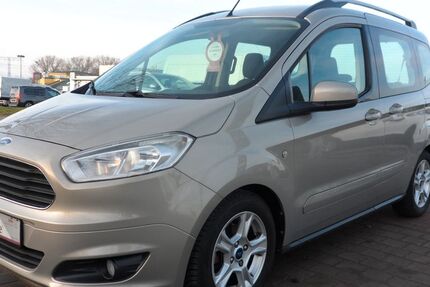 Ford Tourneo Courier 82.232 km 7.990 &euro; Greifswald 17489