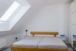 Provisionsfrei* Großzügiges Zweifamilienhaus - zwei Wohneinheiten, Terrasse, Balkon und eigene Stellplätze - Zweifamilienhaus Göppingen Faurndau | Angebot:26961593