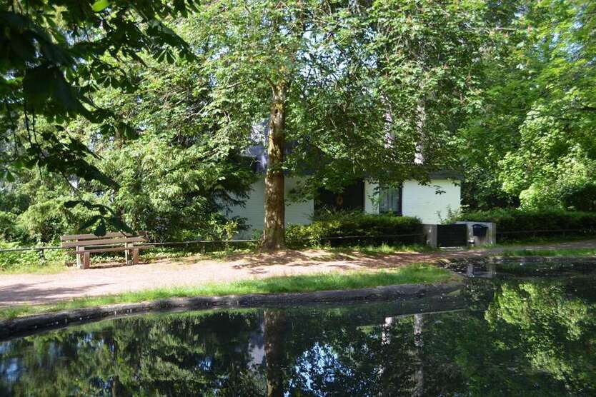 Haus zum Kaufen in Schlangenbad Georgenborn 1.295.000 € 200 m²