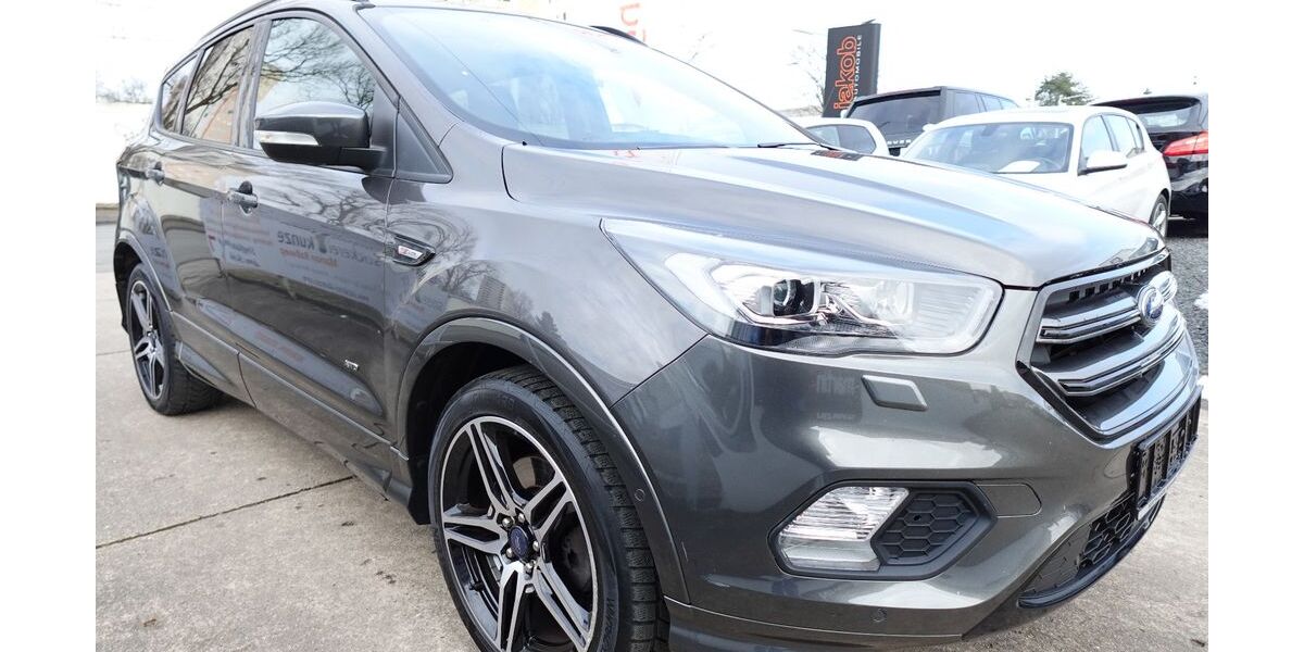 Ford Kuga 99.000 km 15.990 &euro; Mainaschaff 63814