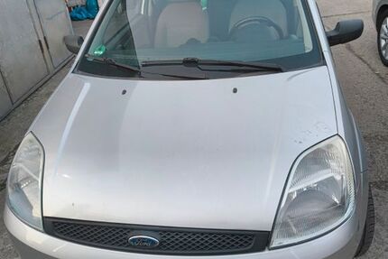 Ford Fiesta 99.854 km 2.800 &euro; Lilienthal 28865