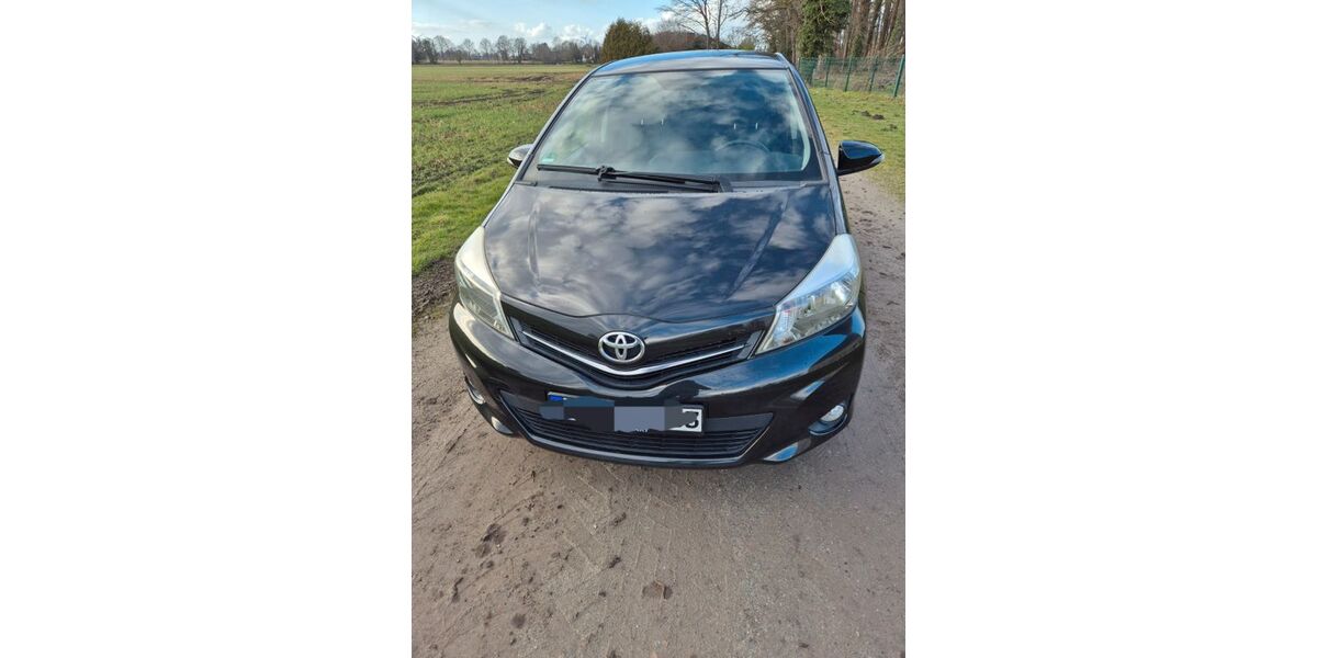 Toyota Yaris 139.800 km 6.300 &euro; Stuhr 28816