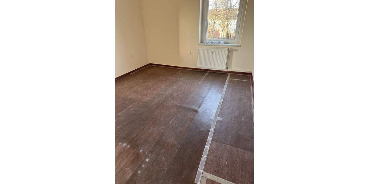 Etagenwohnung Bitterfeld-Wolfen Bitterfeld - 3 Zimmer, 65 m&sup2;, 50.000&euro; | Angebot:25706267