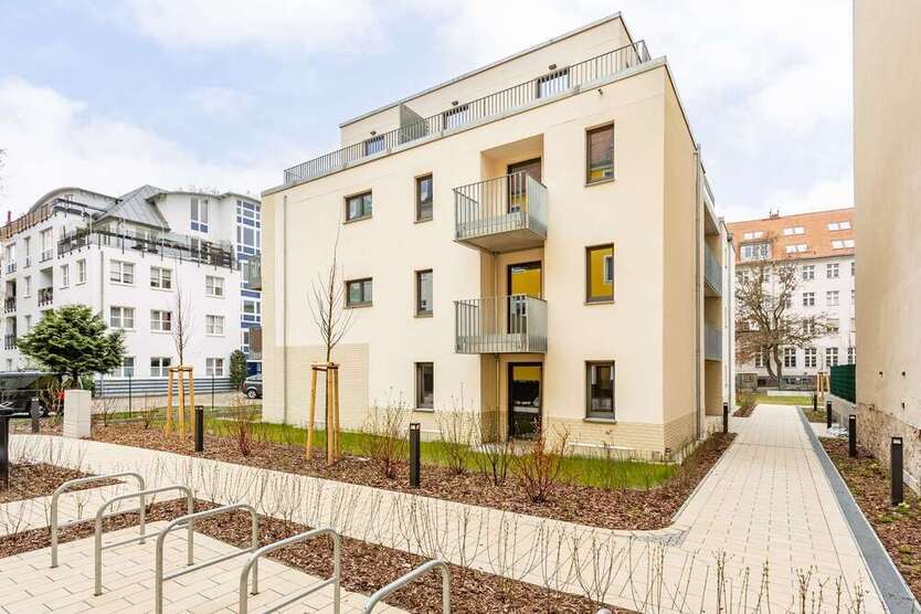 Wohnung zum Mieten in Berlin 687,03 € 25.77 m²