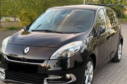 Renault Scenic 232.494 km 5.490 &euro; Neustadt 31535