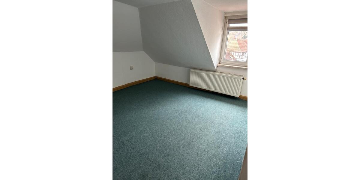 Dachgeschoßwohnung Kahla - 2 Zimmer, 55 m&sup2;, 500&euro; | Angebot:24952102