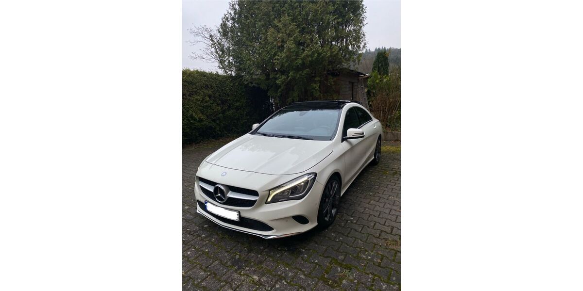 Mercedes-Benz CLA 200 101.000 km 15.499 &euro; Wertheim 97877