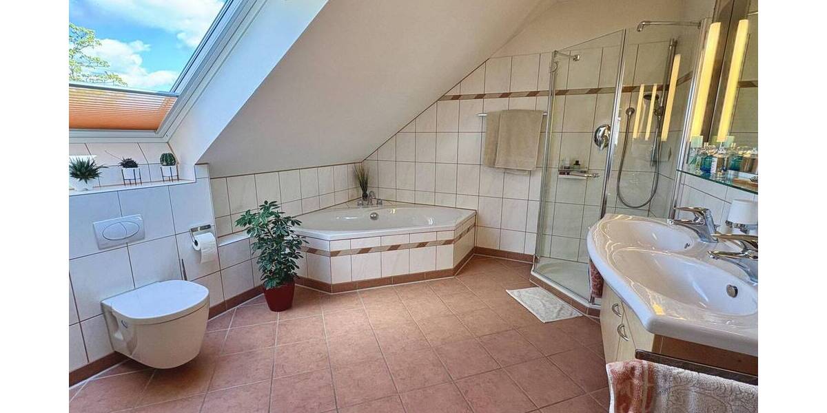 Einfamilienhaus Bad Waldsee - 6 Zimmer, 170 m&sup2;, 699.000&euro; | Angebot:26306116