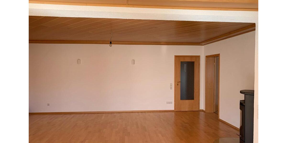 Erdgeschoßwohnung Eppelheim - 4 Zimmer, 115 m&sup2;, 1.300&euro; | Angebot:26023487