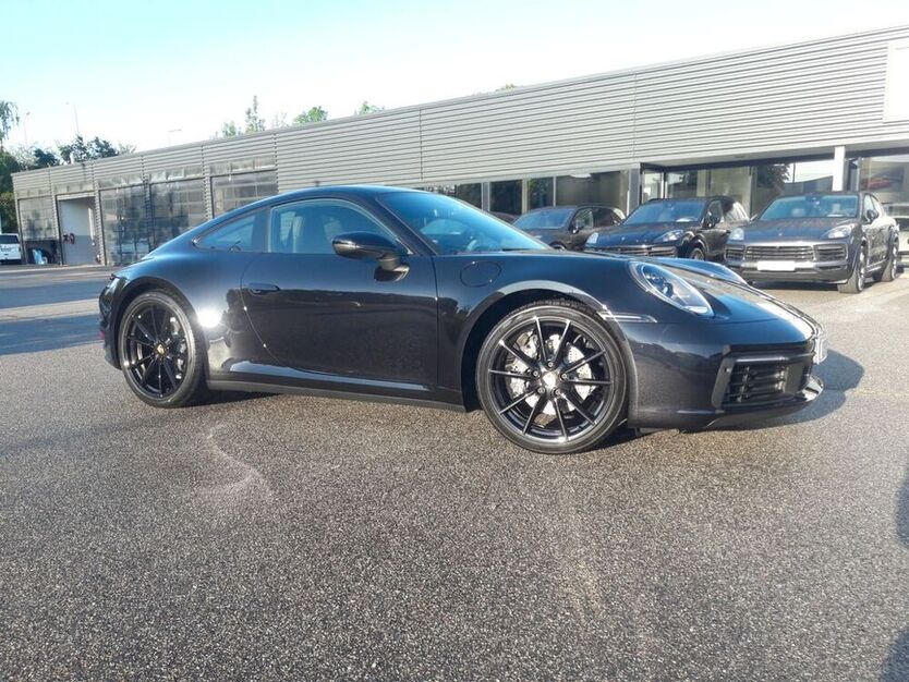 992