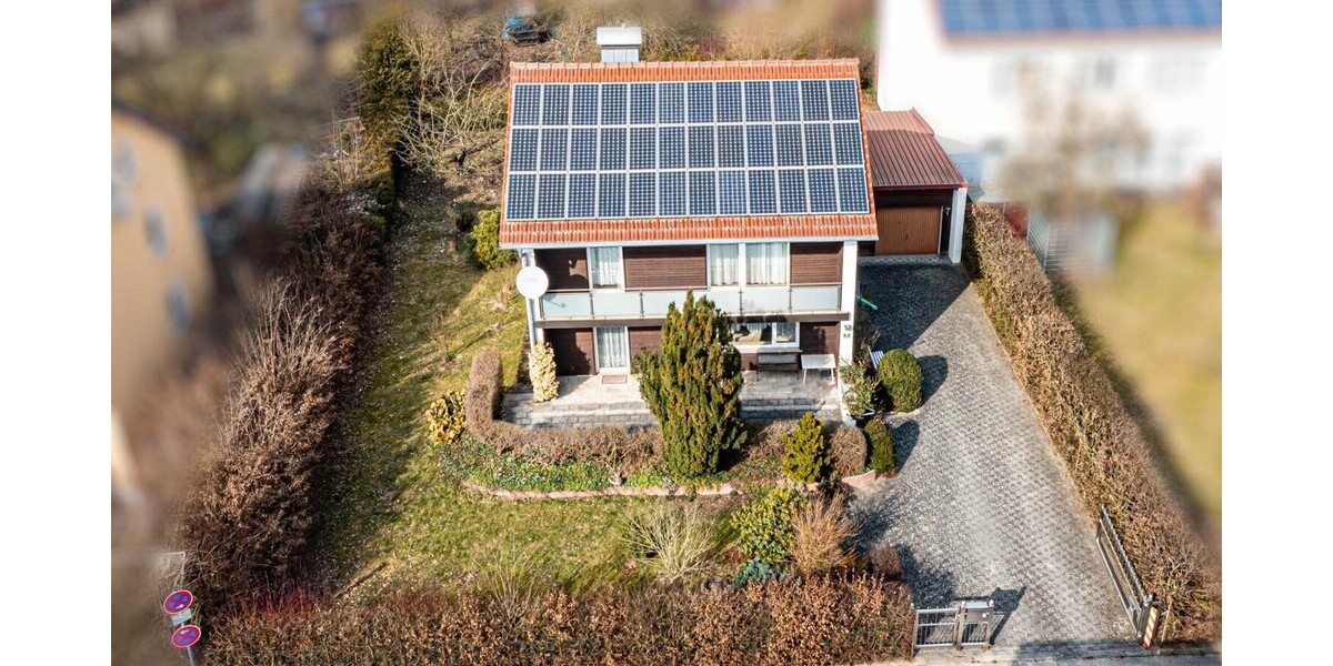 Gepflegtes Einfamilienhaus in begehrter Wohnlage – mit Photovoltaikanlage und großem Garten - Einfamilienhaus Furth im Wald | Angebot:27171763
